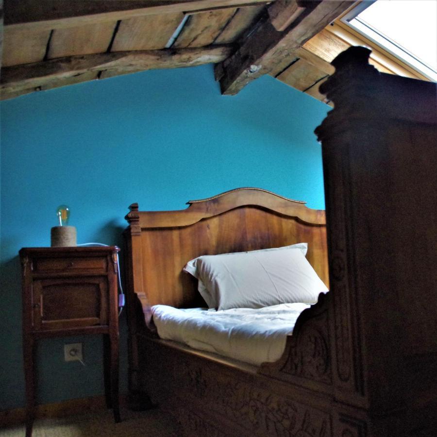 Le Vieux Pont Bed & Breakfast Saint-Julien  Luaran gambar